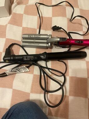 Bed Head Wave Runner Triple Barrel beach wave  Iron - Silver & Pink